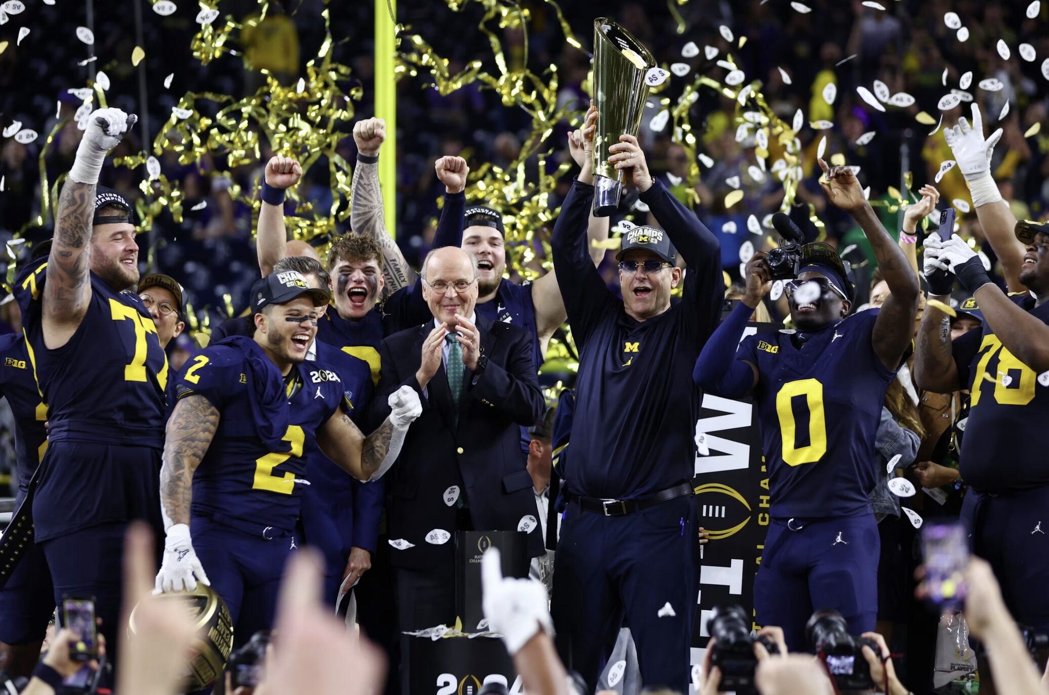 Michigan Wolverines Vencen A Washington Huskies El Juego De Campeonato